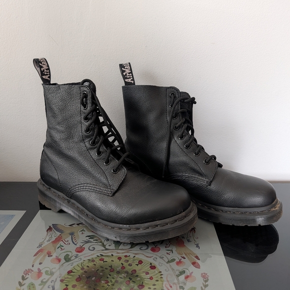 Dr Martens 1460 Pascal Mono Lace Up Boots - Picture 2 of 6